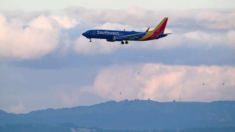 FAA investigating after Southwest Airlines plane descended dangerously low on airport approach