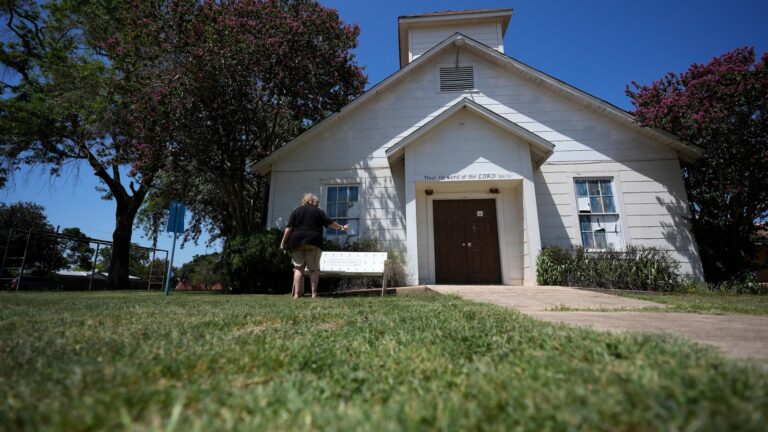 Crews begin demolishing Texas church where gunman killed more than two dozen in 2017