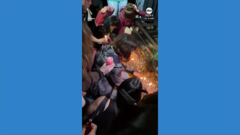 Video Fans hold vigil outside Buenos Aires hotel where One Direction’s Liam Payne died