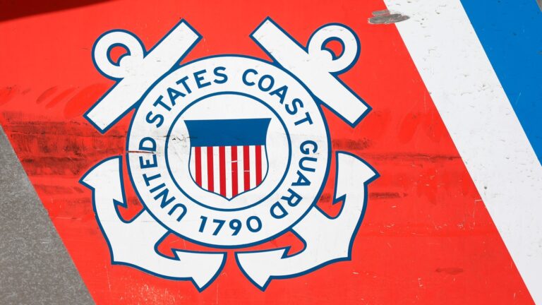 5 remain missing in Alaska after fishing boat capsizes: Coast Guard